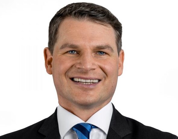 Dr. Oliver von Schweinitz
